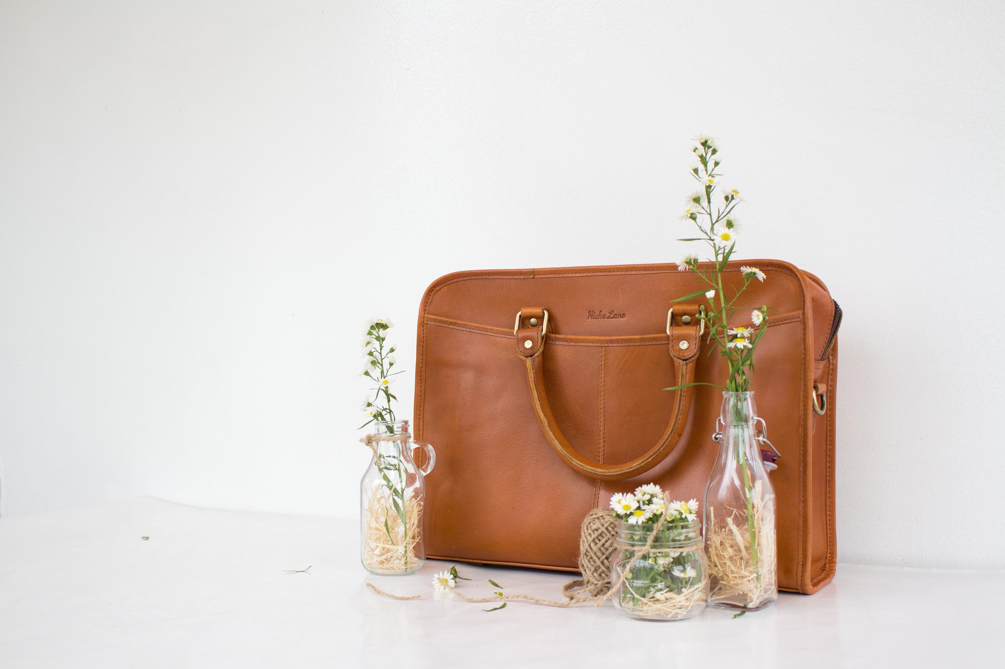 Step into Spring with a Fresh Niche Lane Bag!